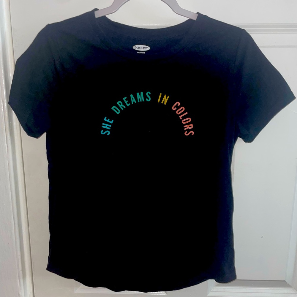“She Dreams in Colors” Small T-Shirt